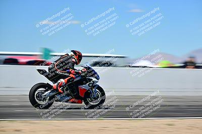 media/Mar-25-2024-Moto Forza (Mon) [[8d4319bd68]]/3-Intermediate Group/Session 4 (Front Straight Speed Pans)/